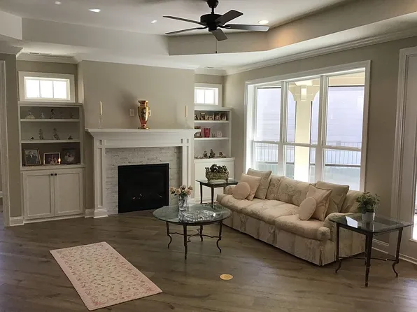 17119 Farrier Dr, Louisville, KY 40245