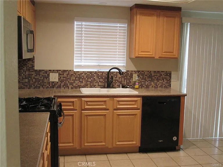 43347 Heitz Ct #A — Photo 3