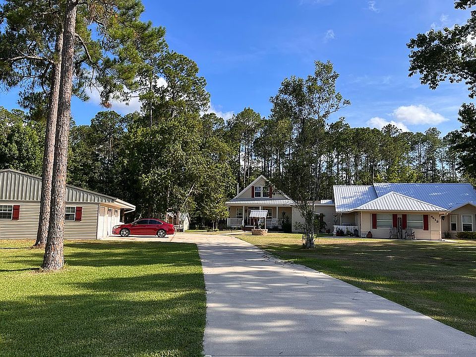 1st image of 4413 Carolyn Ln