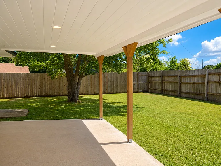 4312 Creekside Dr — Photo 32