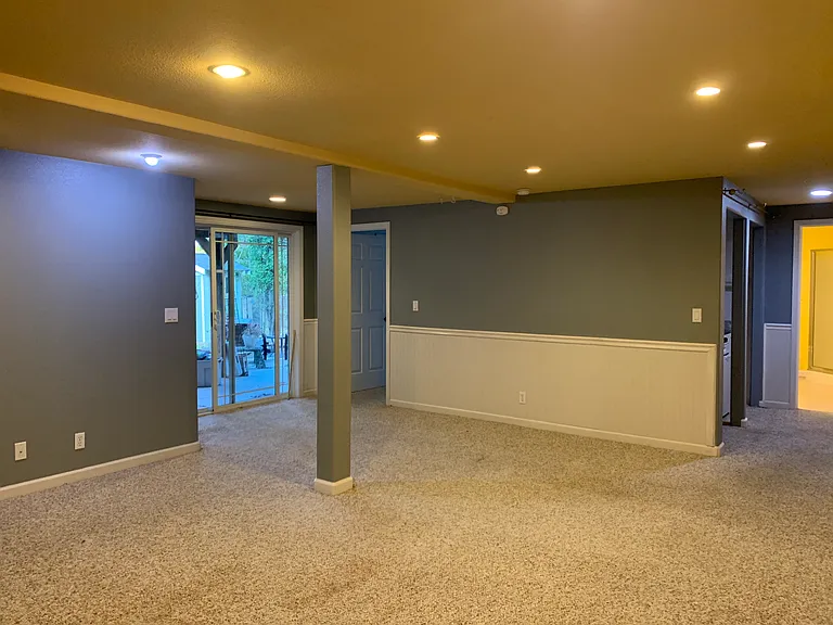 Stanford Ave — Photo 16