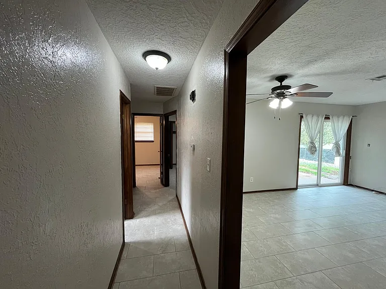 1505 Kingston Rd — Photo 16