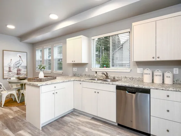 East Ridge Apartments