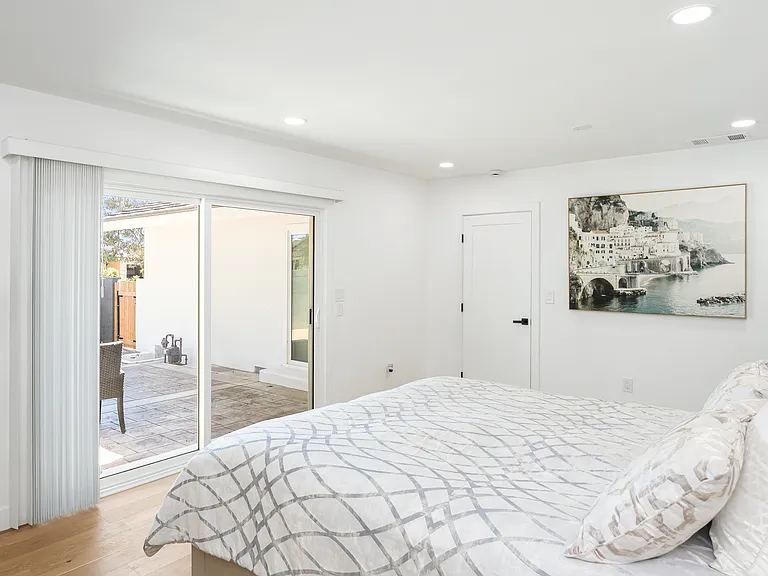 9461 Lotus Dr — Photo 27