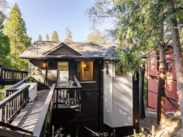 24656 Bernard Dr, Crestline, CA 92325