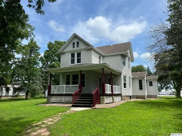 1812 E 1650th St, Paloma, IL 62359