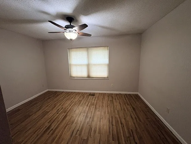 415 Colleen Dr — Photo 15