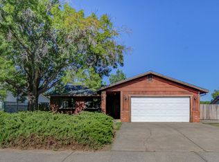 1932 Mary Lake Dr, Redding, CA 96001