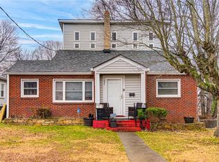 1037 Manly St, Winston Salem, NC 27105