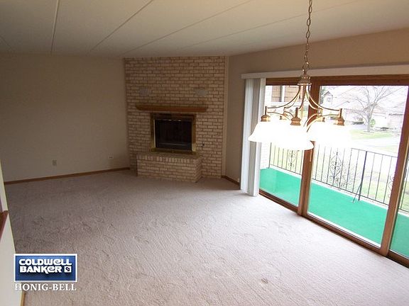 4th image of 9086 Del Prado Dr APT 1W