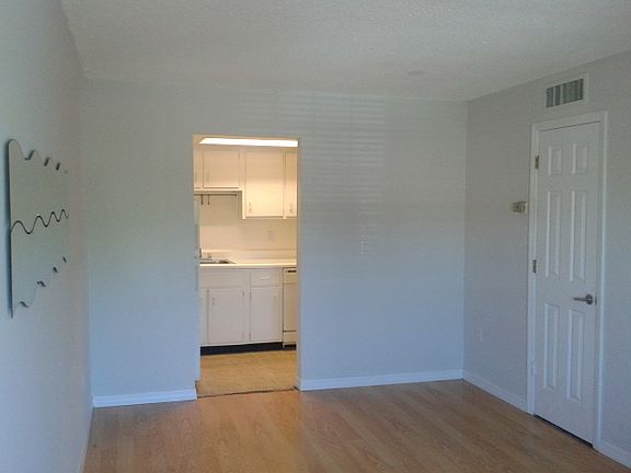3rd image of 2517 Caper Ln APT 203