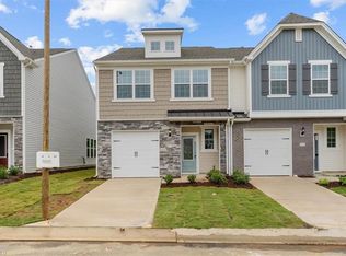 2112 Willow Glen Dr, Graham, NC 27253