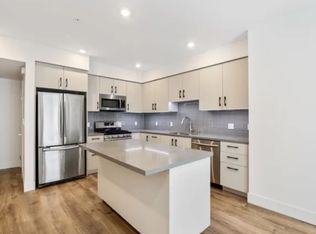 905 S Ardmore Ave #306, Los Angeles, CA 90006