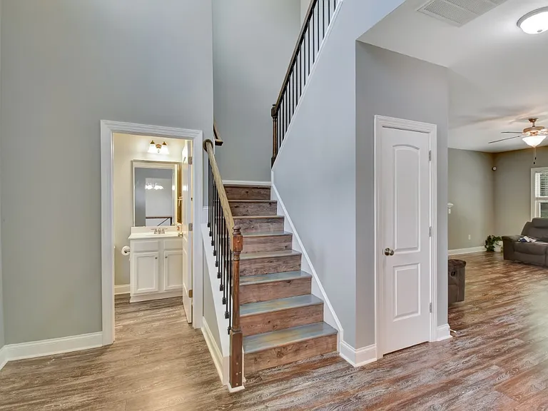 66 Brakas Ln — Photo 16