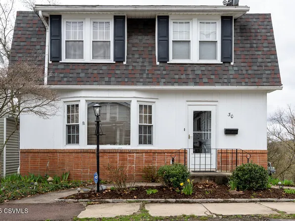 30 Pine St, Bloomsburg, PA 17815