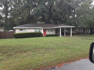 8520 Clarke Ave, Savannah, GA 31406