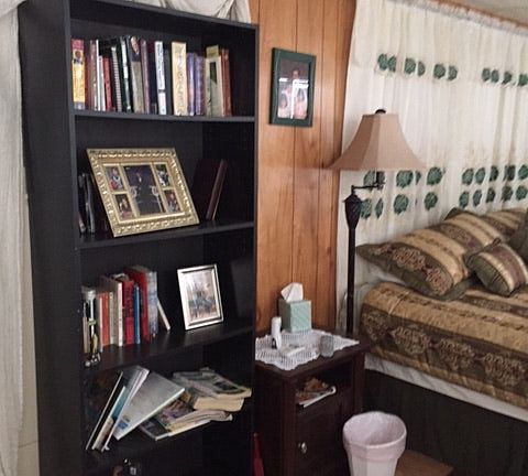 4th image of 809 Tropic Ln