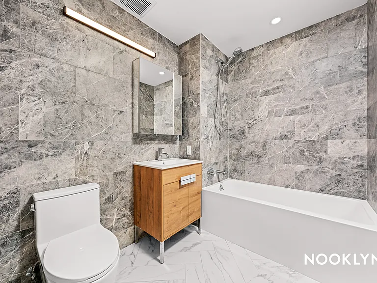 45 Lenox Rd #6A — Photo 6