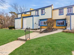 21 Chatham Ct, Brick, NJ 08724