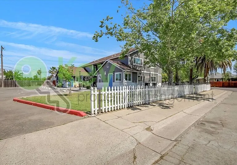 5700 Falconer Way #4 — Photo 25