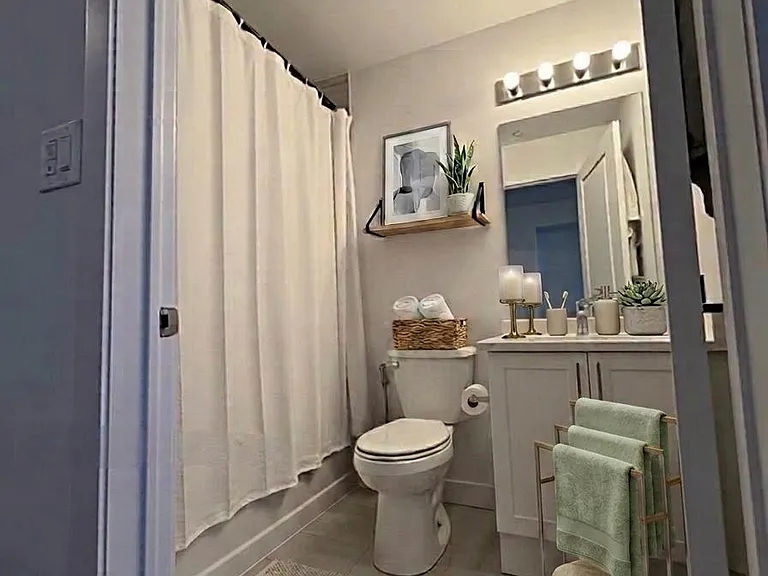 470 Dundas St E #703 — Photo 7
