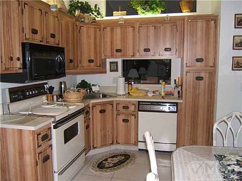 3rd image of 705 Sunny Pine Way APT B