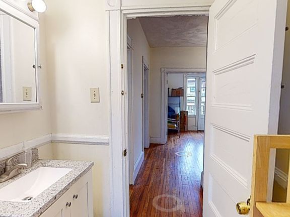 5th image of 91 Belmont St #2-B