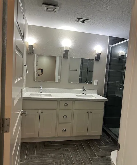 1416 E Del Rio Dr — Photo 20