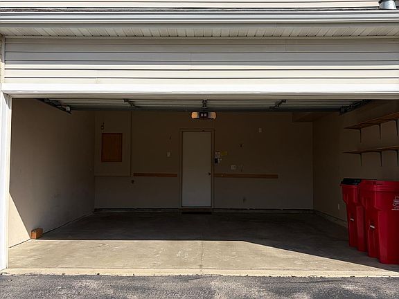 3rd image of 2989 Boulder Ridge Dr NW