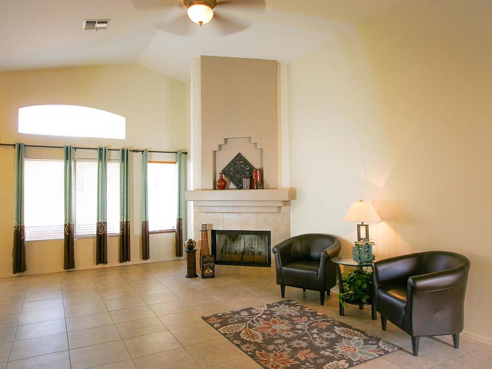 1st image of 7996 N Atolia Dr