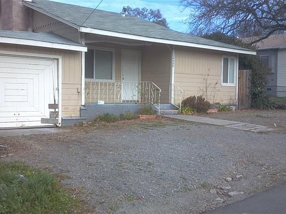3rd image of 14480 Pearl Ave
