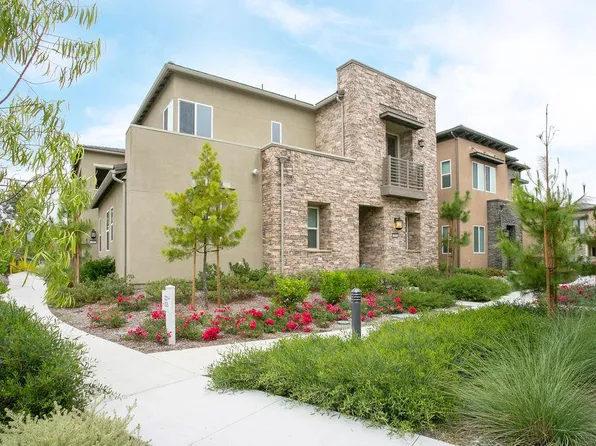 233 Follyhatch, Irvine, CA 92618