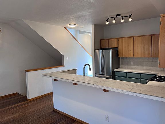 Entryway, hall, kitchen