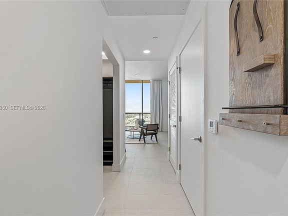 3rd image of 159 NE 6th St #5103