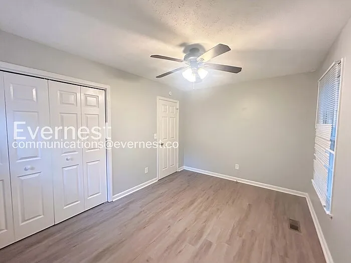 198 Poplar Point Dr — Photo 13
