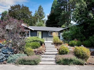 5505 SW Dover Loop, Portland, OR 97225