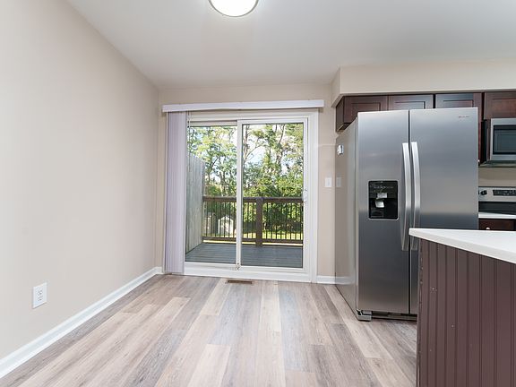 5th image of 10257 E Grand River Rd #4