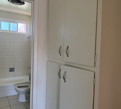 4th image of 6660 Woodman Ave APT 207