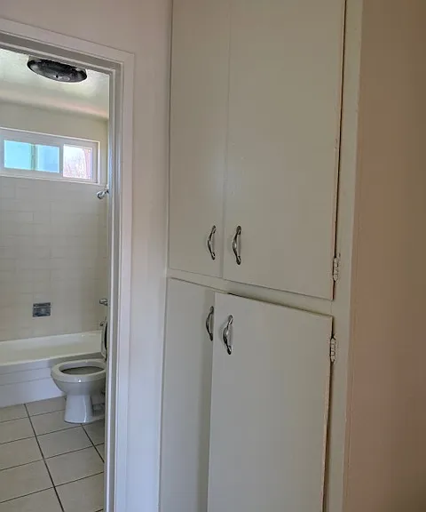 6660 Woodman Ave #207 — Photo 4