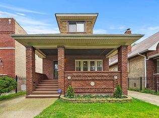 4853 W Fletcher St, Chicago, IL 60641