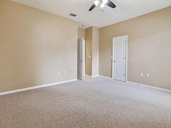 2nd image of 4906 Sylvan Oaks Dr