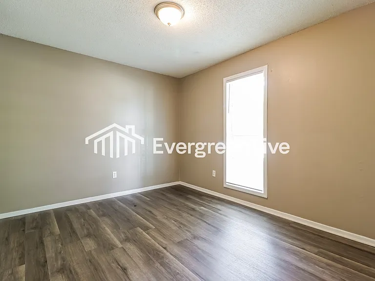 4304 Lady Slipper Ln — Photo 9