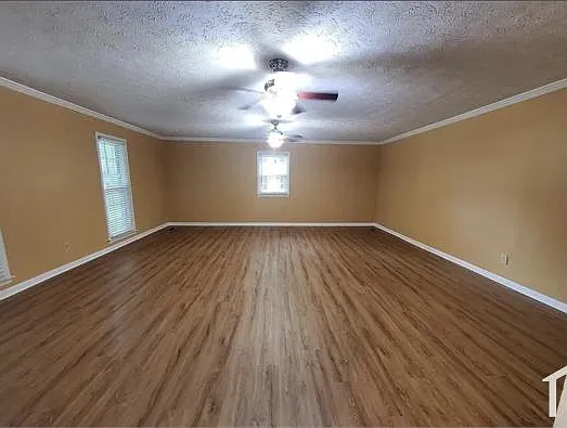 2083 Melissa Ct — Photo 10