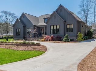 103 Alpine Dr, Lexington, NC 27292