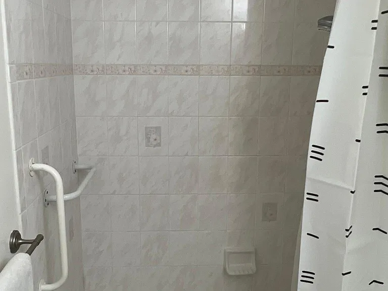 1414 Alexander St #903 — Photo 9