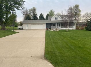 1505 Holder St, Larchwood, IA 51241