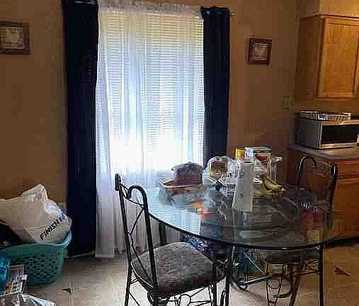 5th image of 38945 Pine St
