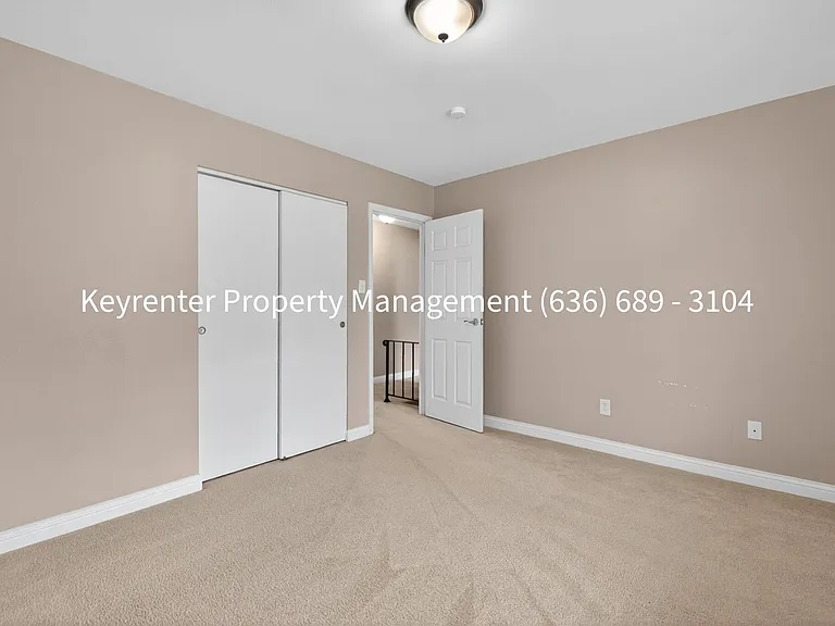 15362 Olive Blvd — Photo 20