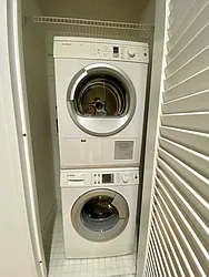 Rented by R New York