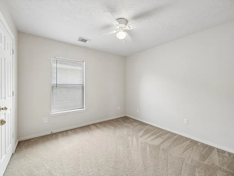 8022 Indian Desert Dr — Photo 15